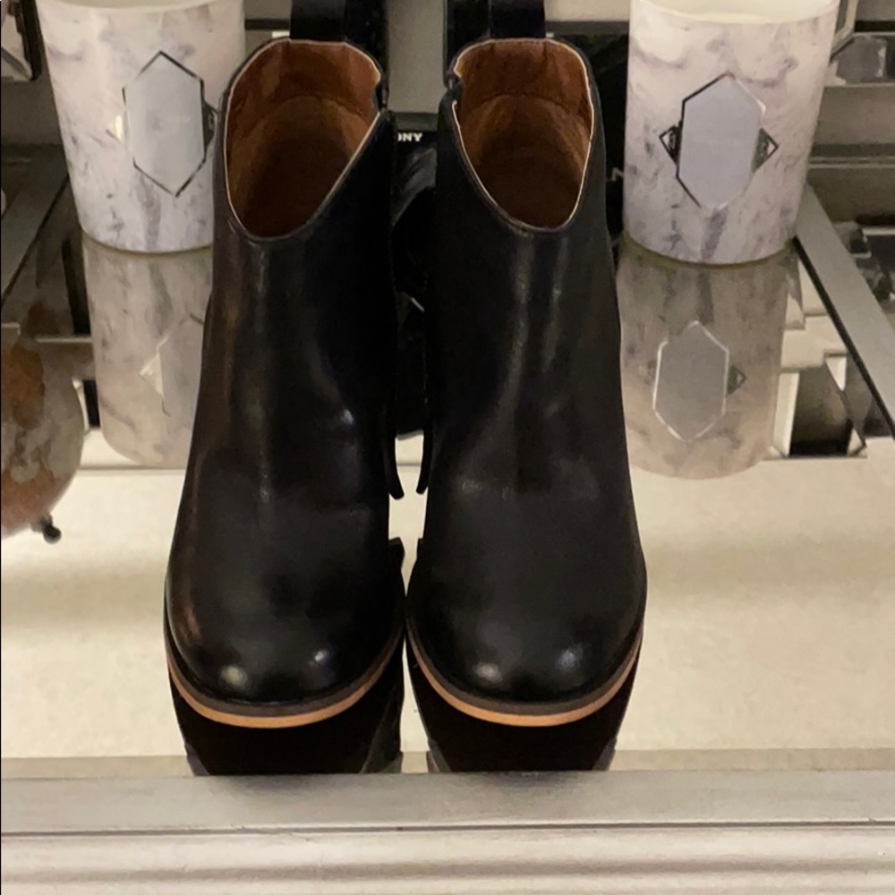 Black boots